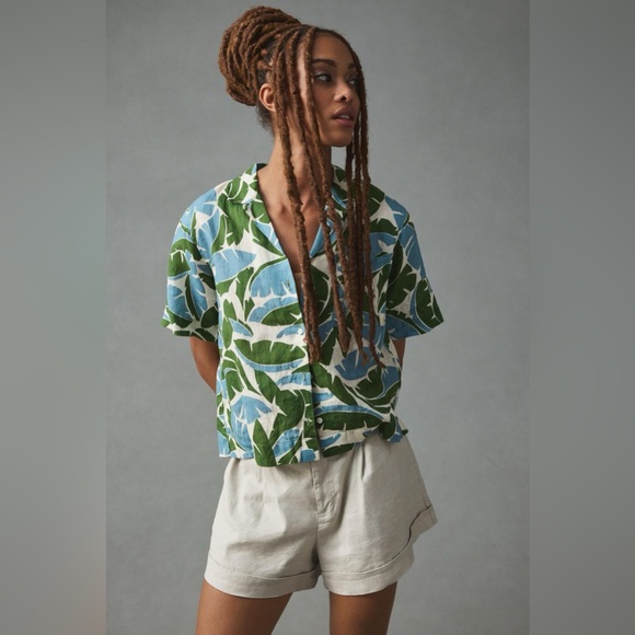 Birds of Paradis by Trovata Linen Nico Shirt and Lucy Shorts - Picture 12 of 15
